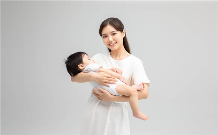 隆胸可以喂母乳喂养吗，哺乳妈妈看过来3